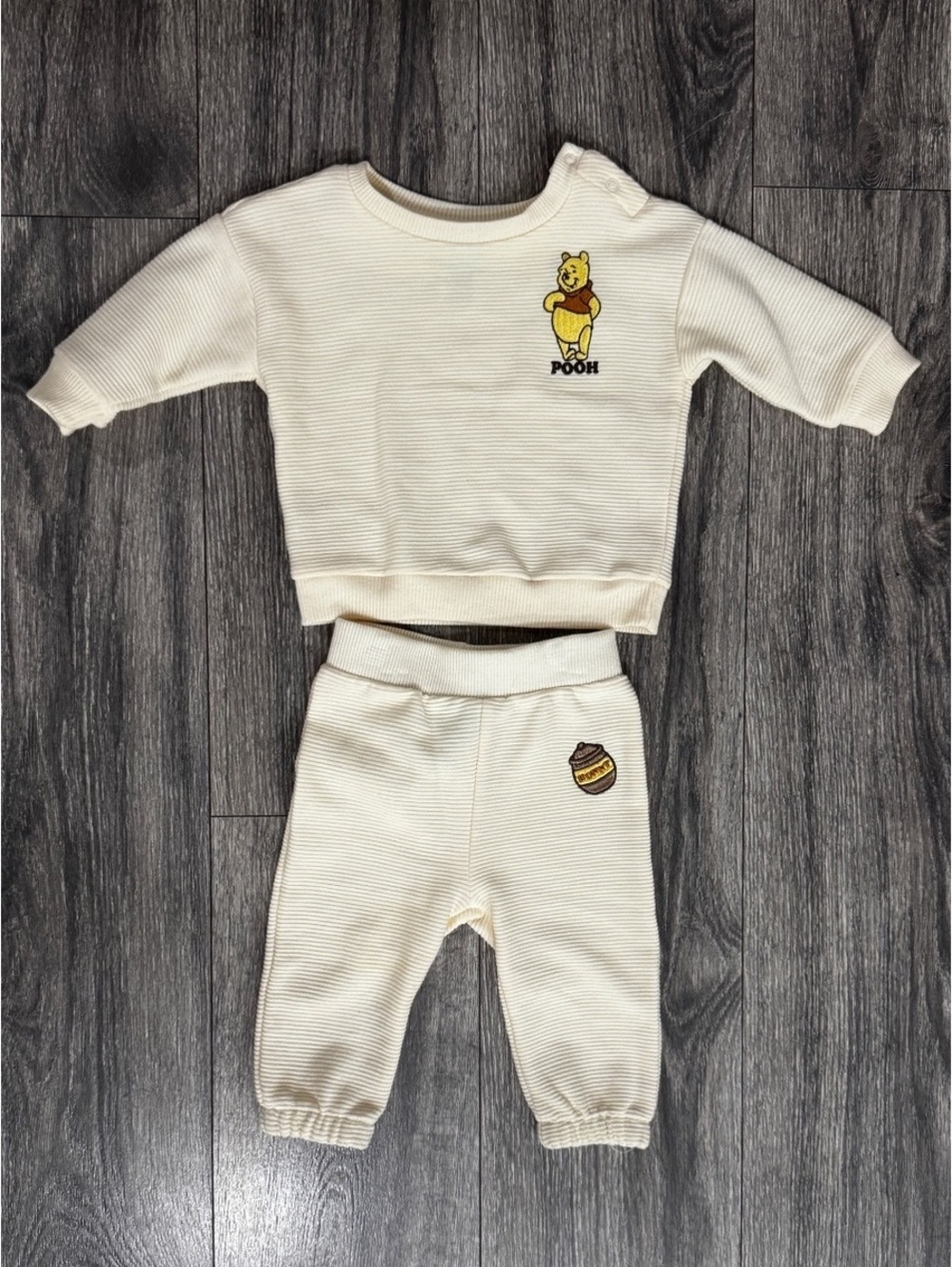 Infant Winnie the Pooh Beige Ribbed Cotton-Polyester Set | 3-6 Mo. | NWOT
